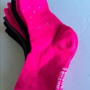 Juicy Couture hot pink and black sock set of five